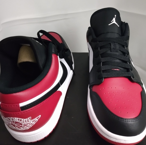 Jordan 1 bred toe size 10 - Picture 4 of 6